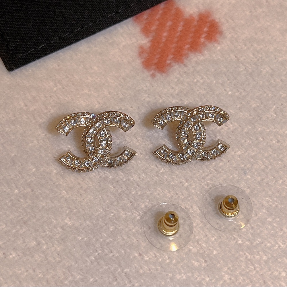 Chanel earrings - Picture 3 of 10